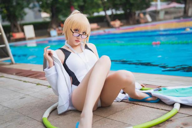 瓜希酱 B站cosplay浴室水着限定写真资源合集下载 瓜希酱 B站cosplay浴室水着限定写真资源合集下载