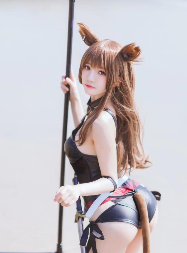 桜桃喵 cosplay246本写真合集跪姿俯拍特辑图片及视频合集下载 桜桃喵 cosplay246本写真合集跪姿俯拍特辑图片及视频合集下载