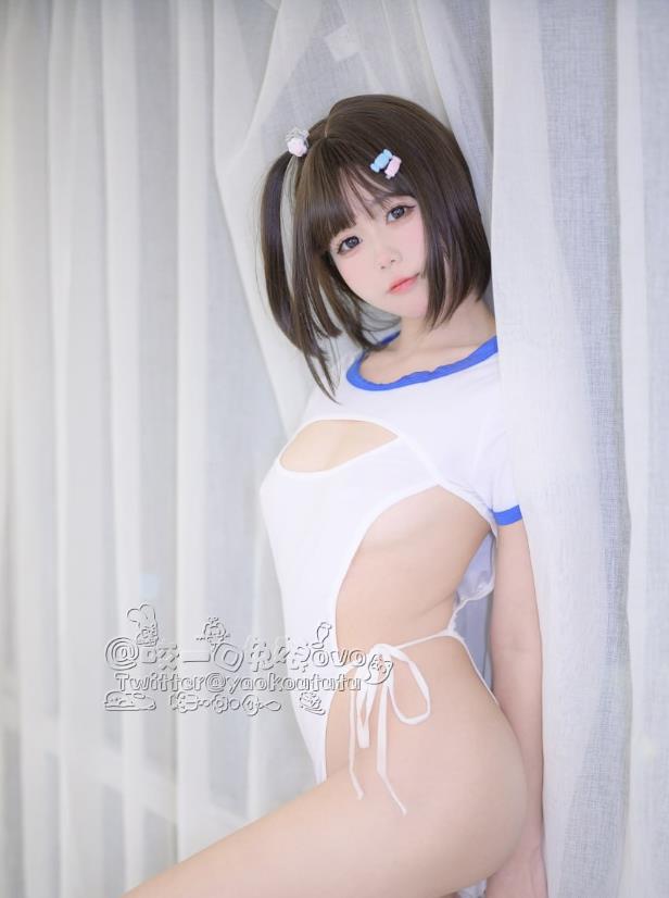 咬一口兔娘(Yiko湿润兔) cosplay胶衣紧缚合集写真图片及视频资源下载 咬一口兔娘(Yiko湿润兔) cosplay胶衣紧缚合集写真图片及视频资源下载