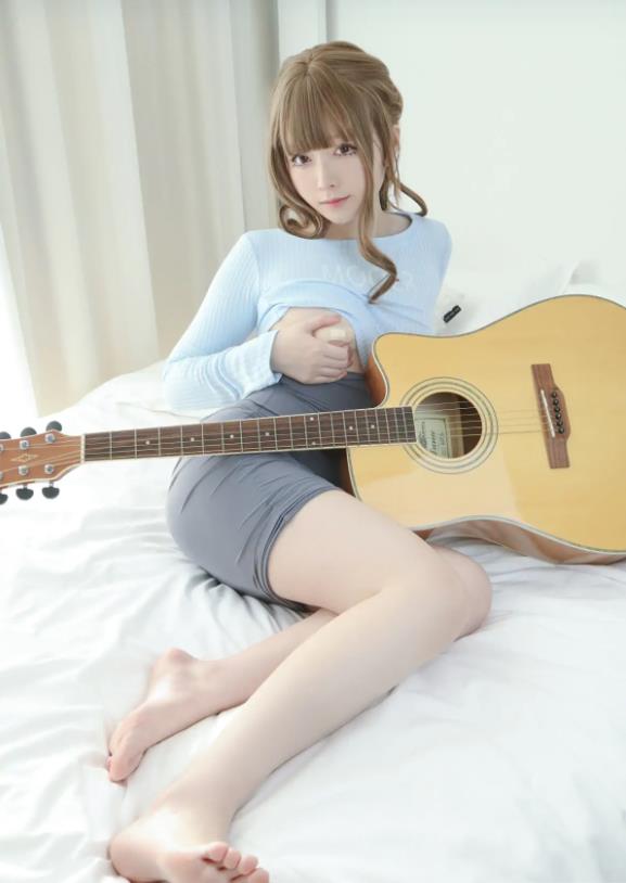 朝霧愛 Cosplay办公室OL美腿写真私房照片及视频合集下载